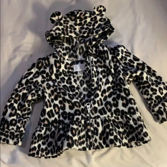 Bundle of The Children’s Place Set Size 12-18 mos - Picture 2 of 6